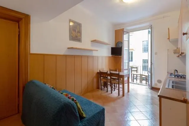 Alessia'S Flat- Loreto 2 Милан Апартаменты